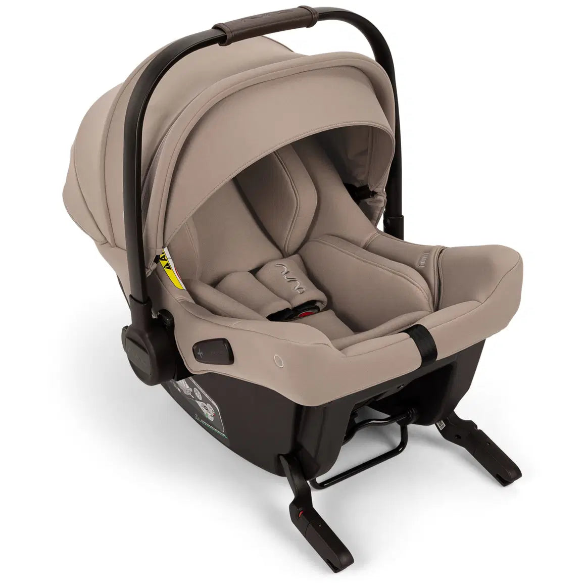 nuna pipa urbn mit integrierten Isofix-Konnektoren cedar