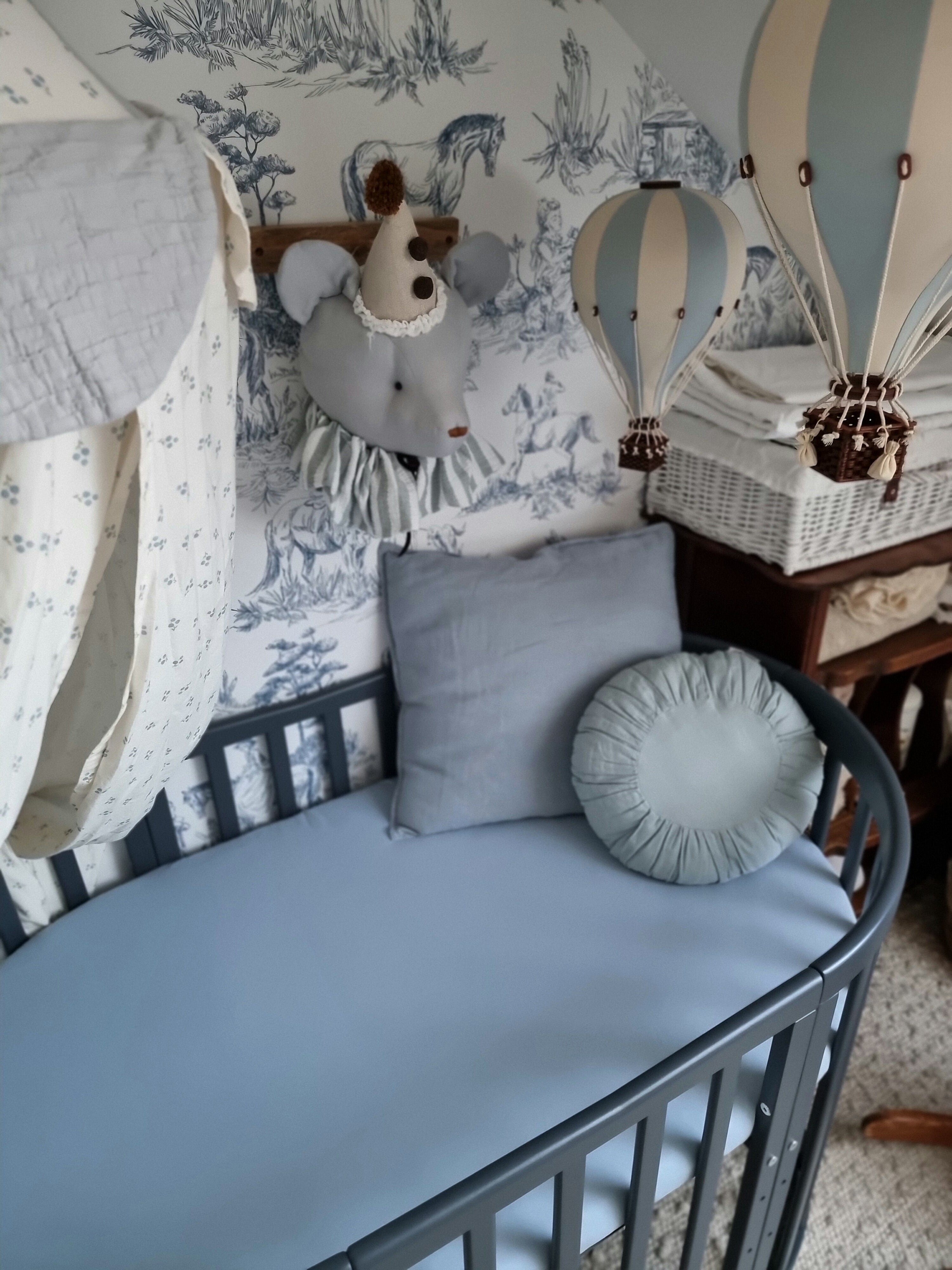 7in1 Babybett Oval Graffiti Bundle – inkl. Matratze