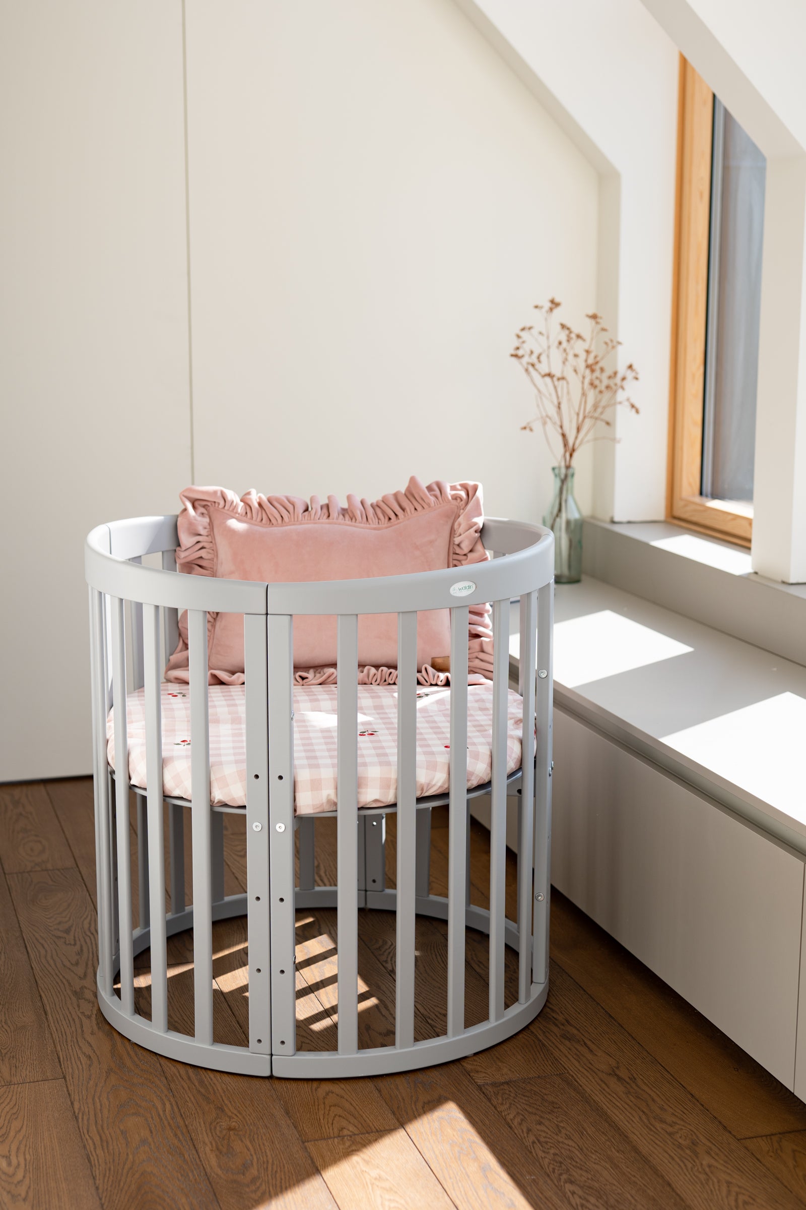 7in1 Babybett Oval Grau Bundle – inkl. Bett-Set, Matratze & Betthimmel