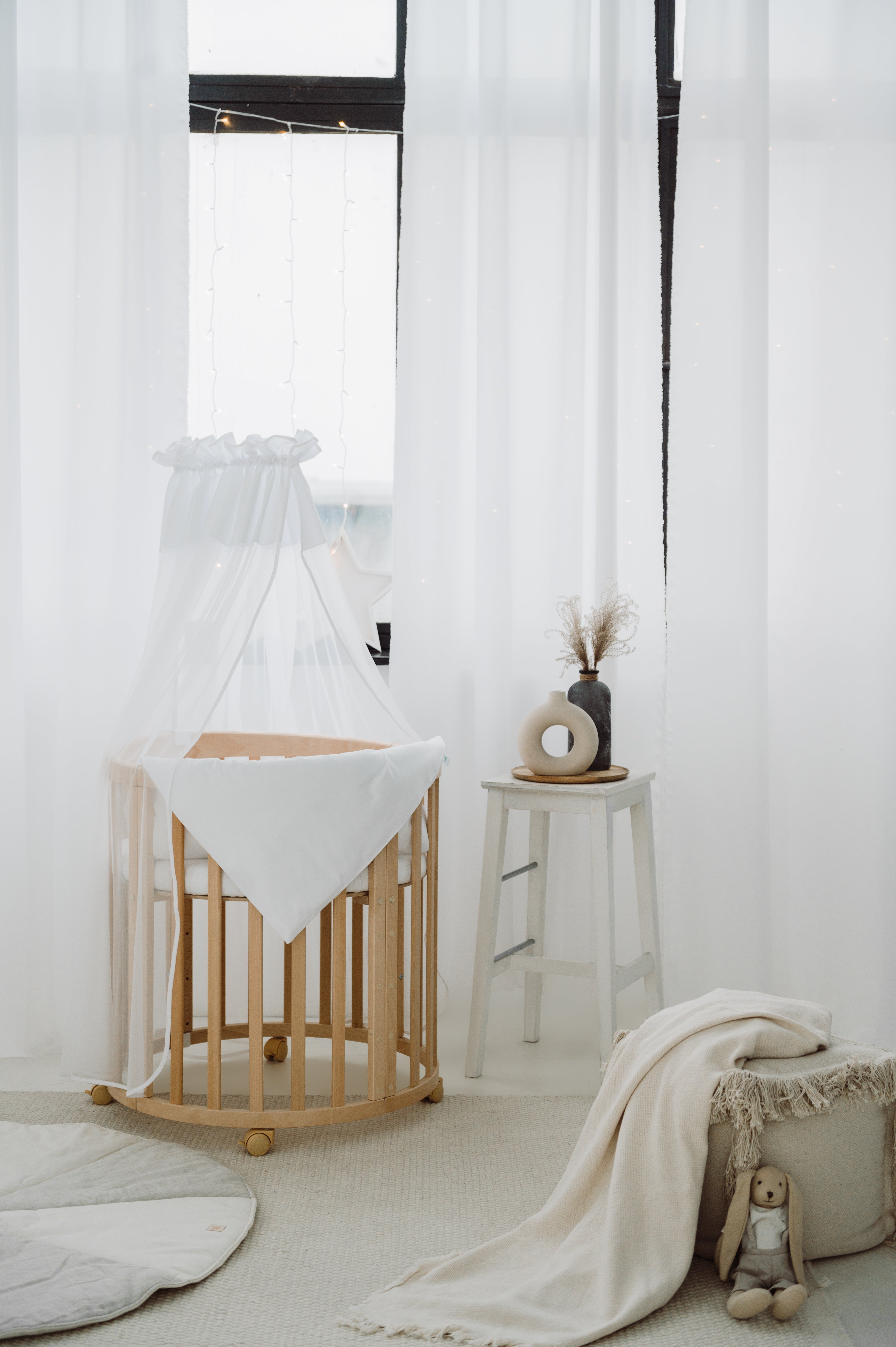 7in1 Babybett Oval Nature Bundle – inkl. Bett-Set, Matratze & Betthimmel