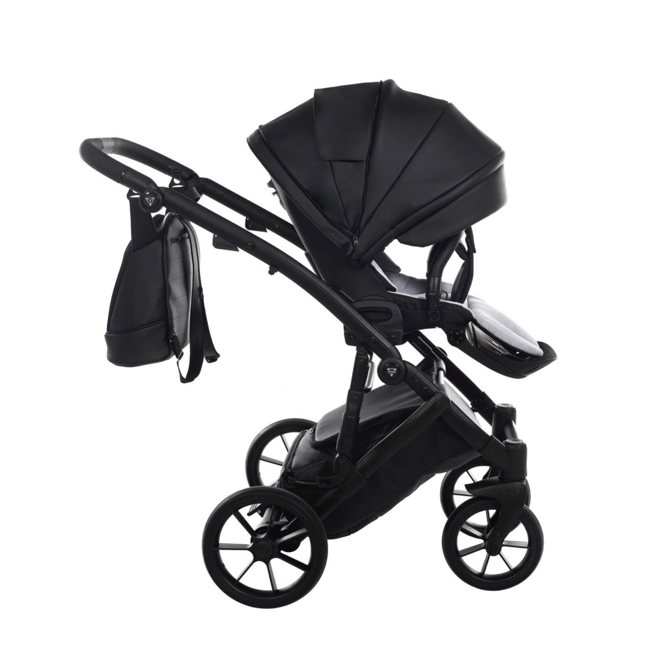 Espace Junama Eco 03