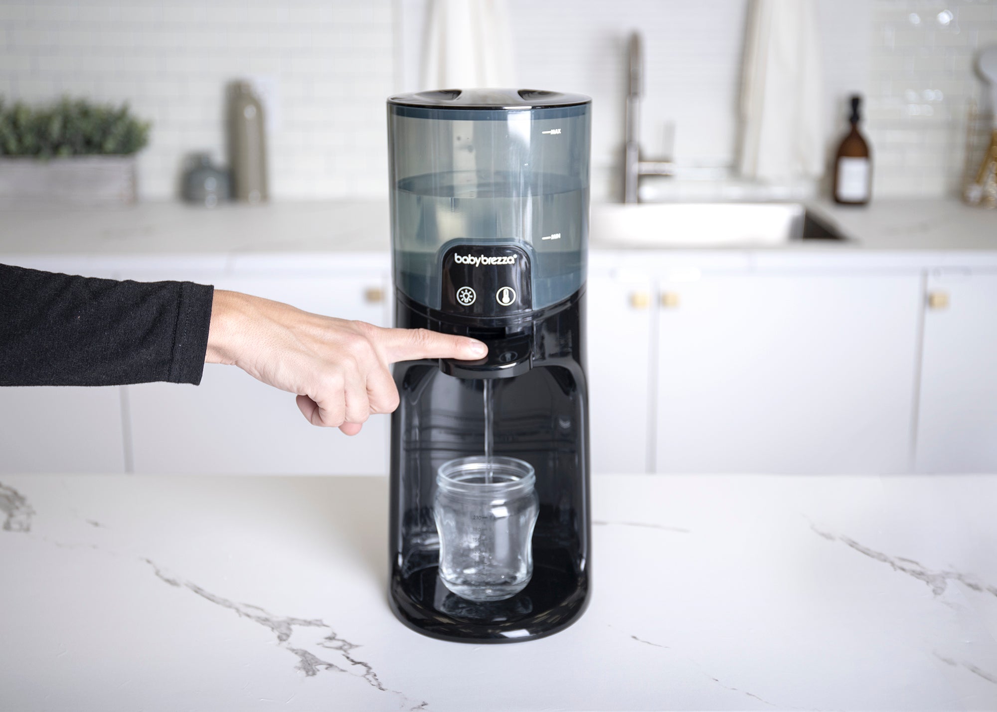 Babybrezza Instant Warmer Black