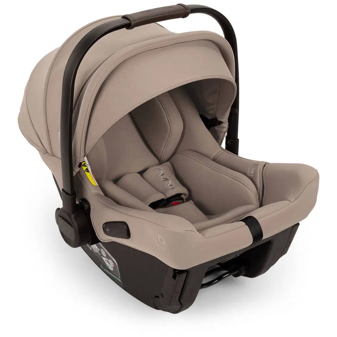 nuna pipa urbn mit integrierten Isofix-Konnektoren cedar