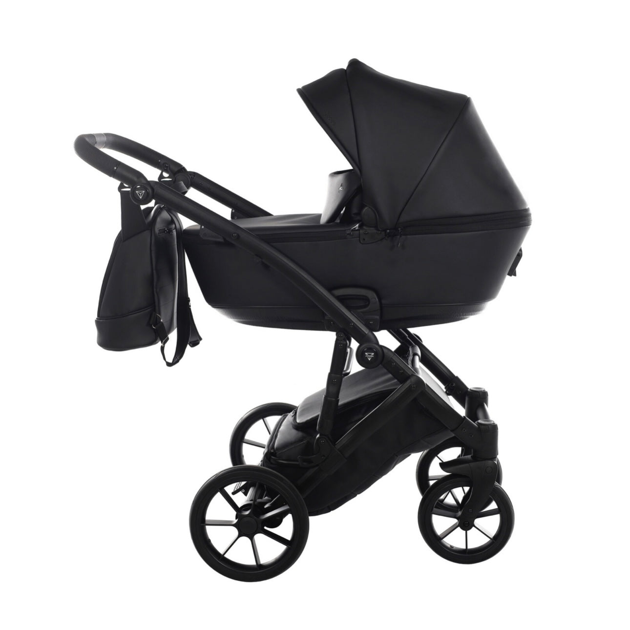 Espace Junama Eco 03