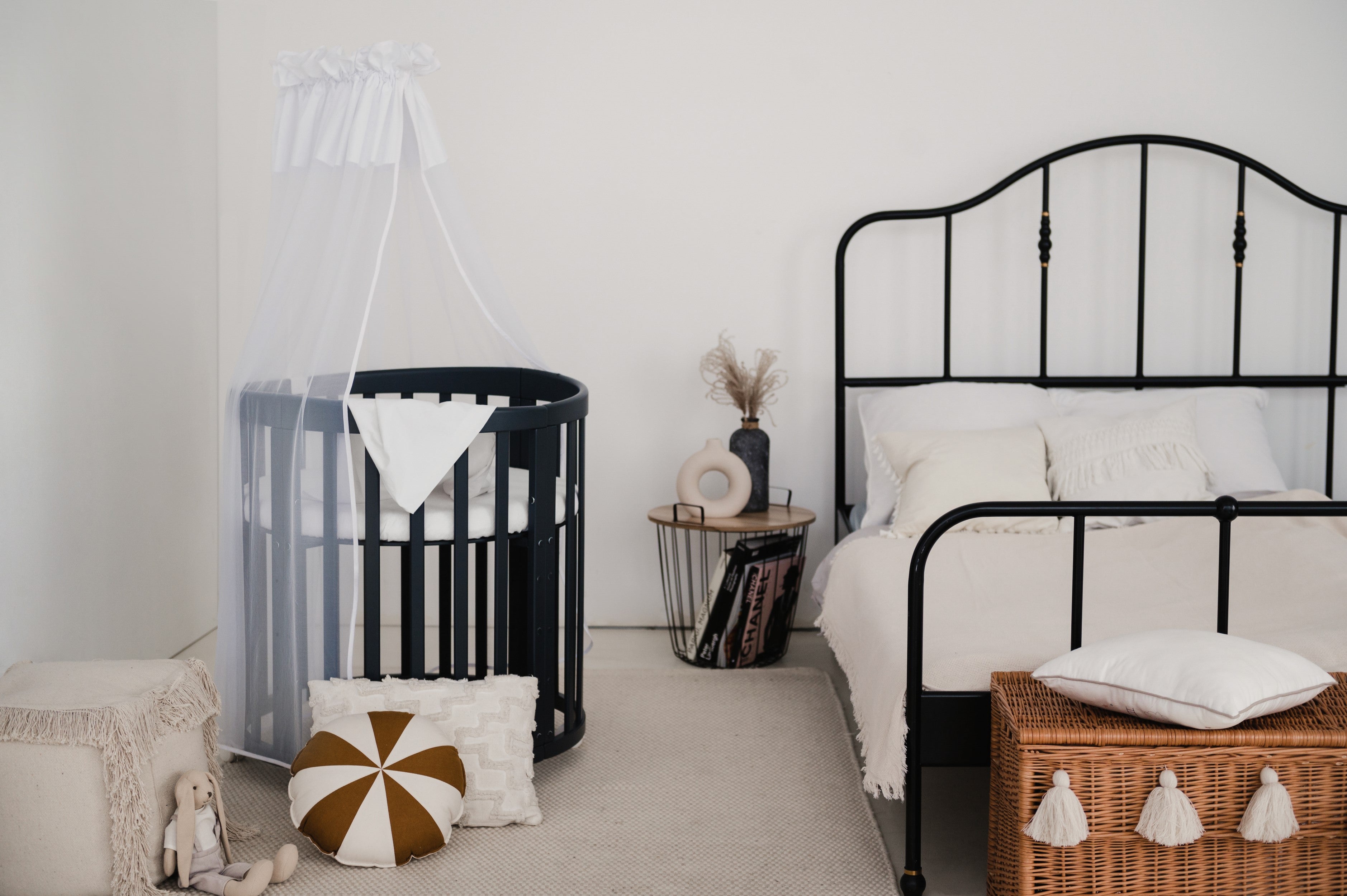 7in1 Babybett Oval Graffiti Bundle – inkl. Matratze