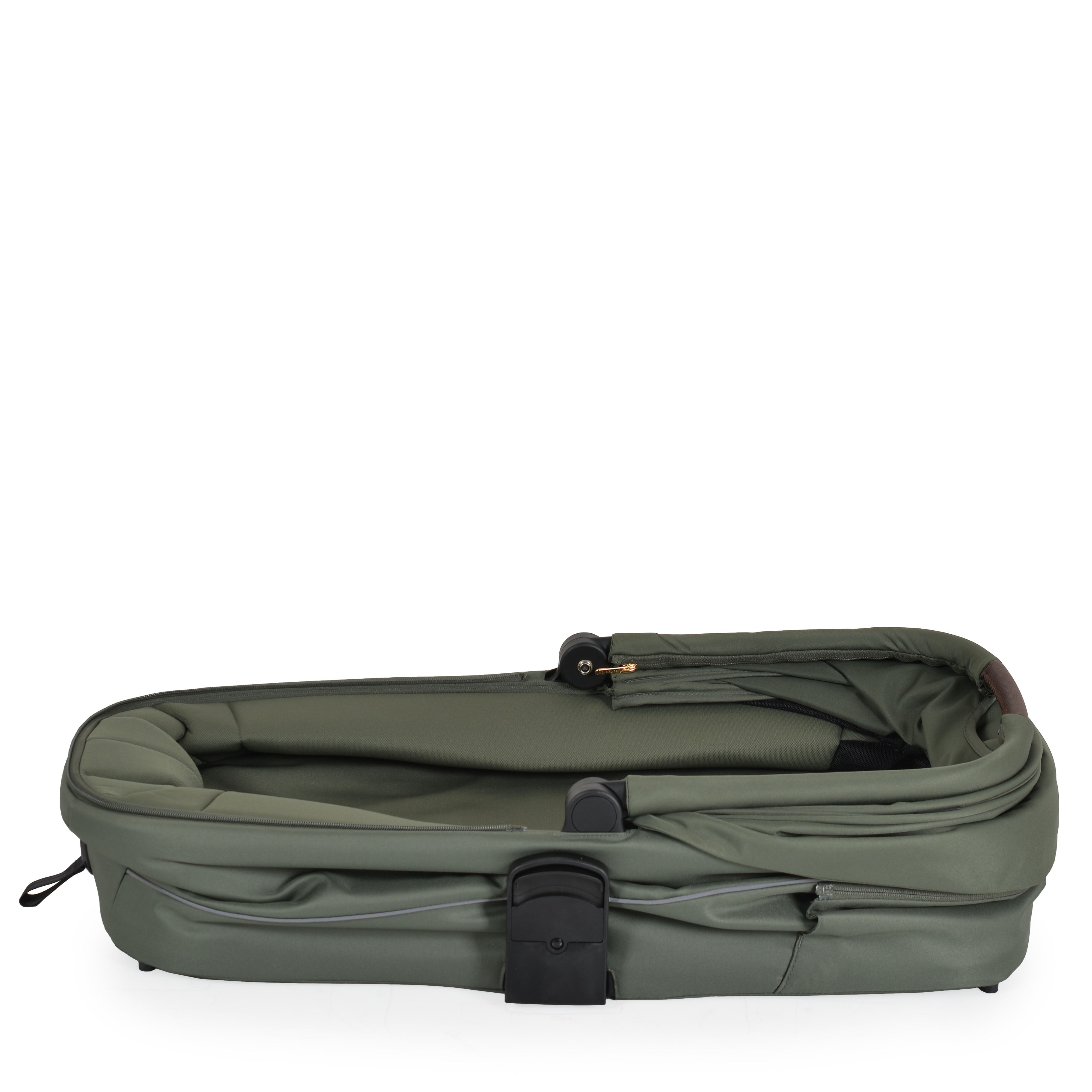 Kinderwagen 3in1 Celebrity Deep Green inkl. flachliegendem Autositz