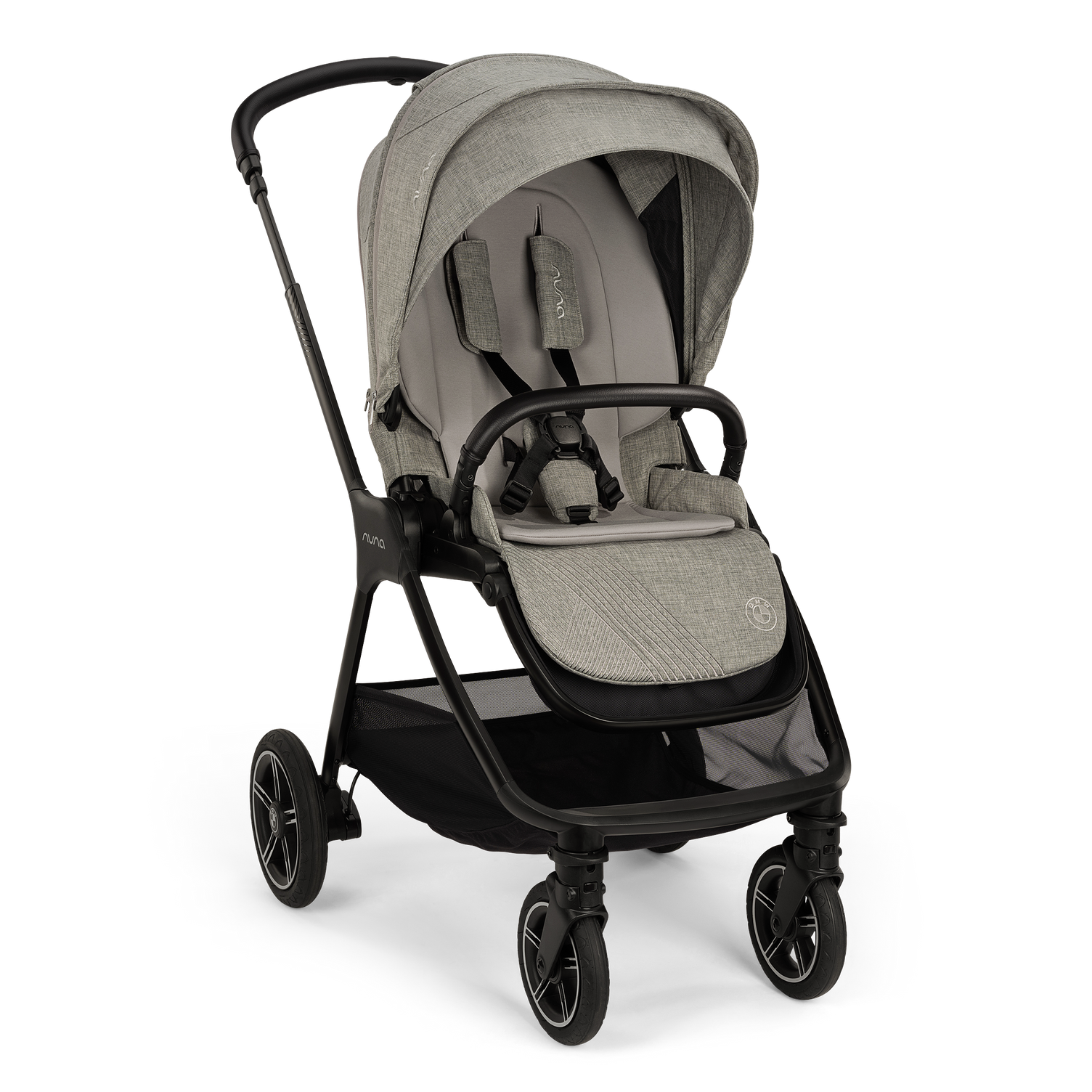 Nuna triv™ next bmw kollektion 4in1 Bundle inkl Arra Flex & Base Curv 360°