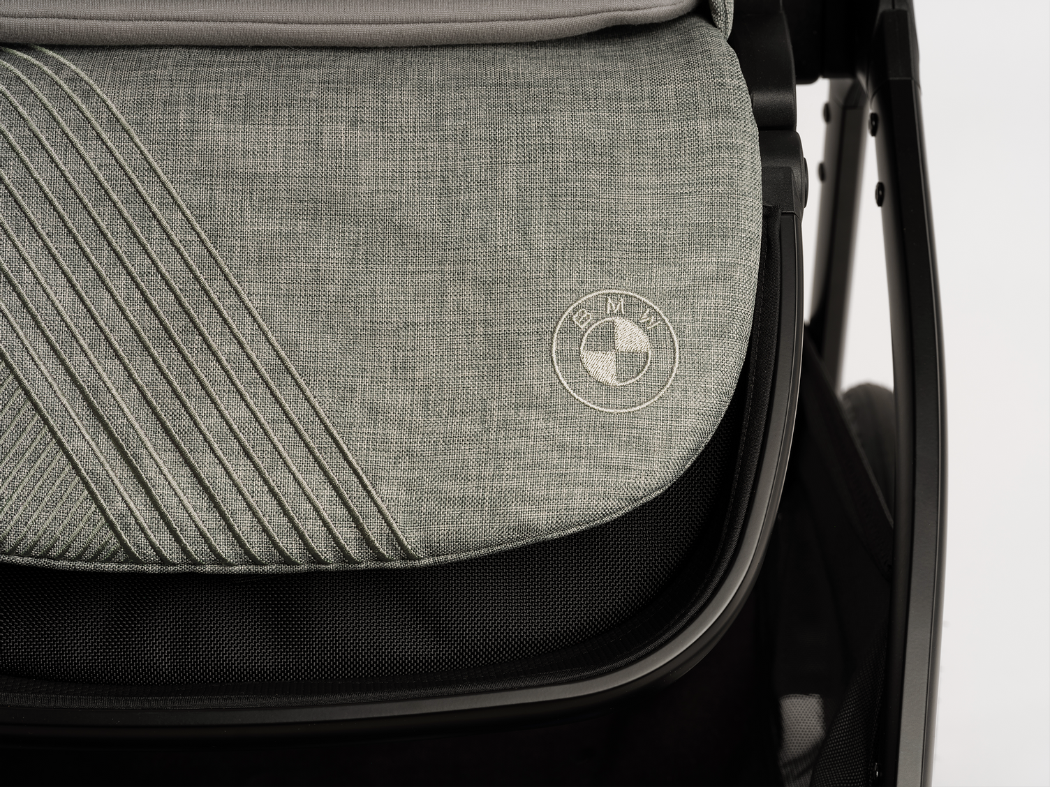 TRIV next Graphene BMW Kollektion