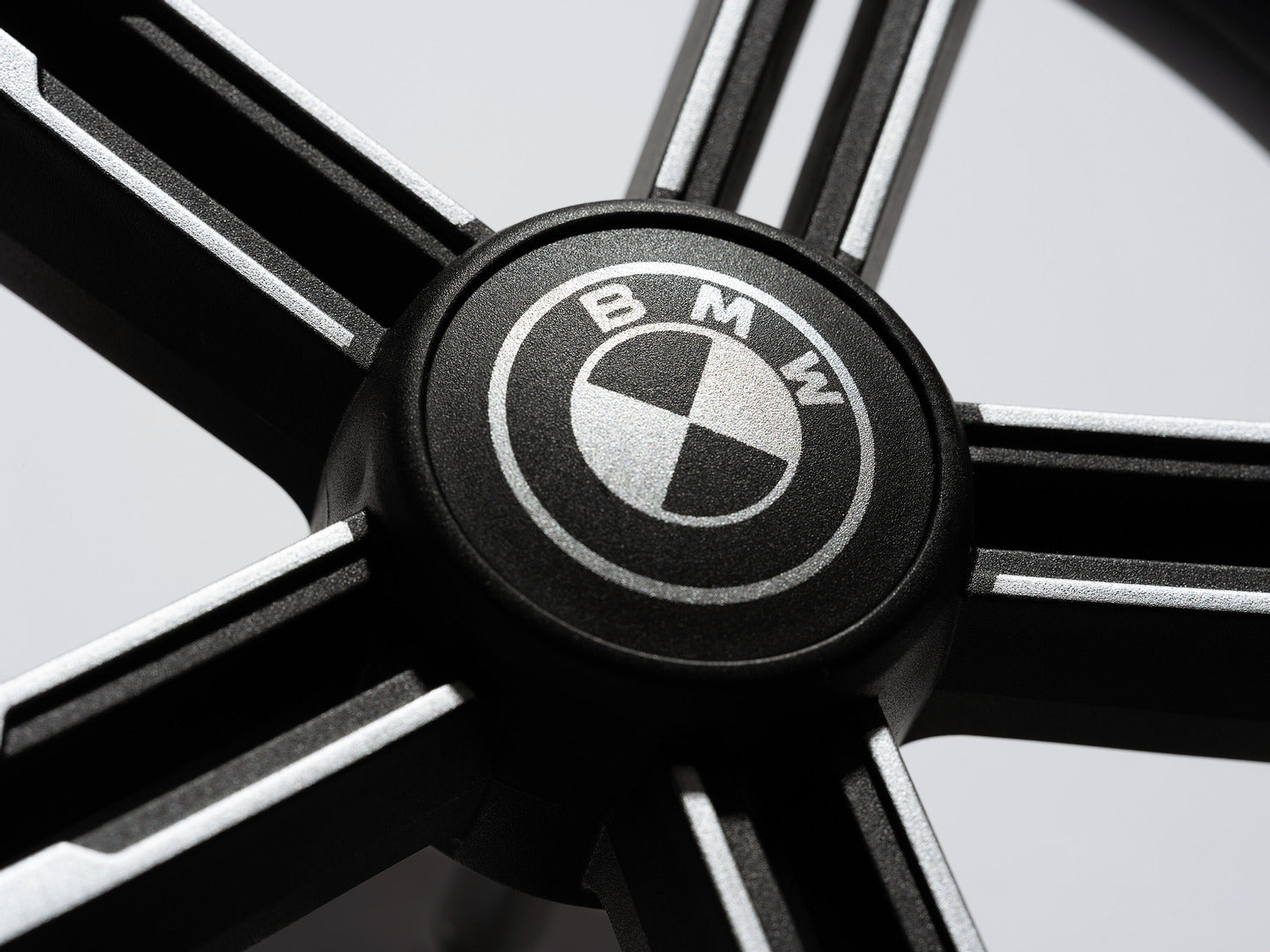 TRVL lx Mica BMW Kollektion
