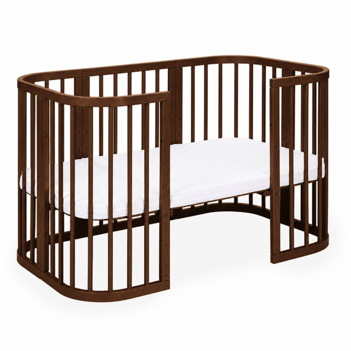Quadi 7in1 Babybett Walnut als grosses Bett mit offener Seite