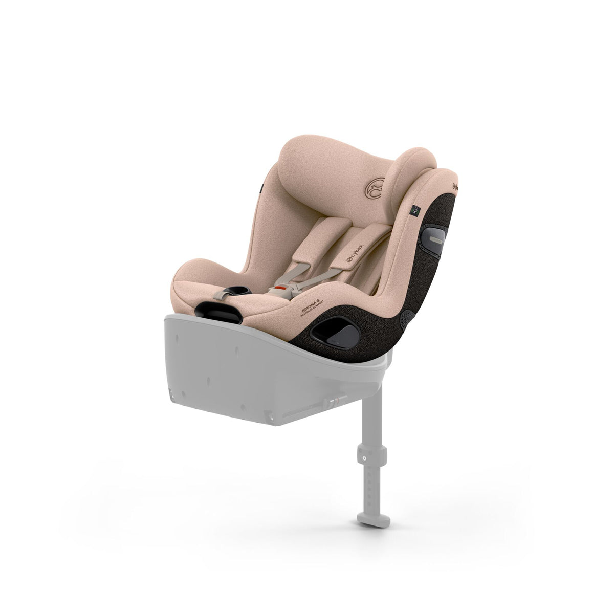 CYBEX Sirona S Comfort Cozy Beige – Ansicht schräg von vorne auf der Base S (Basis separat erhältlich)