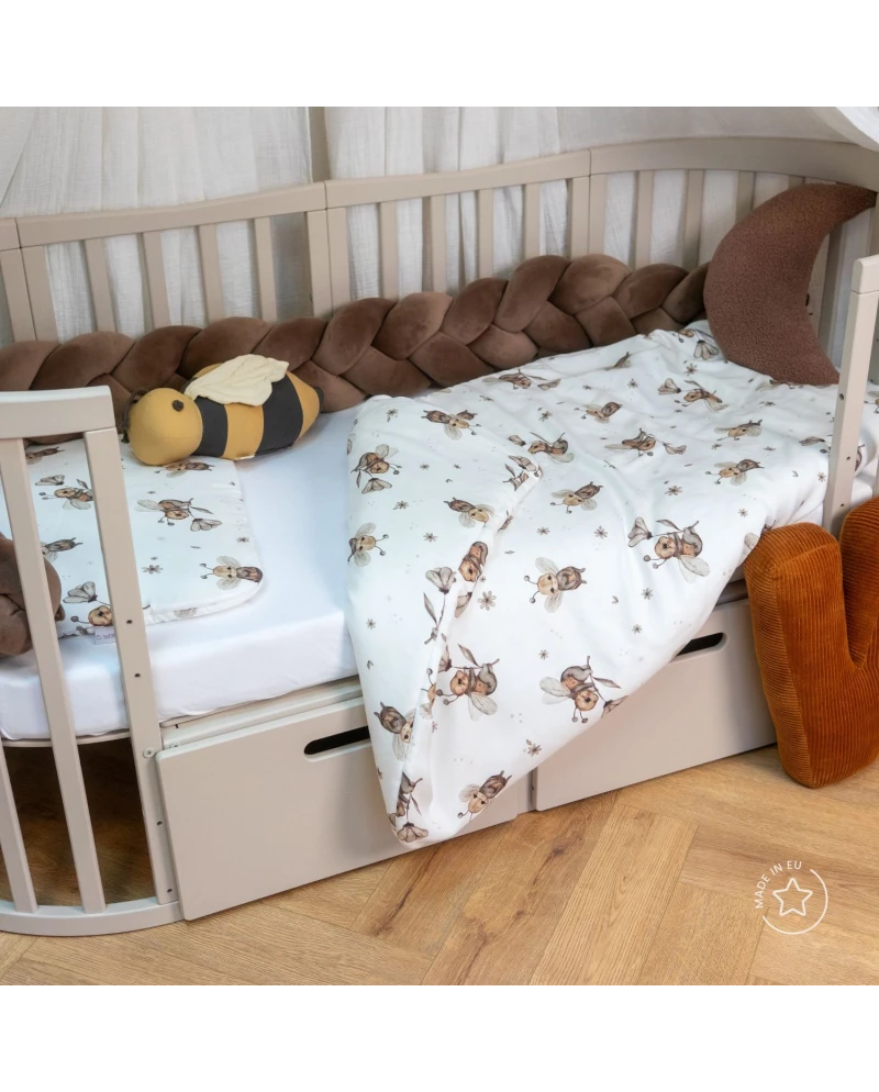Bambusdecke Bees im Kinderbett
