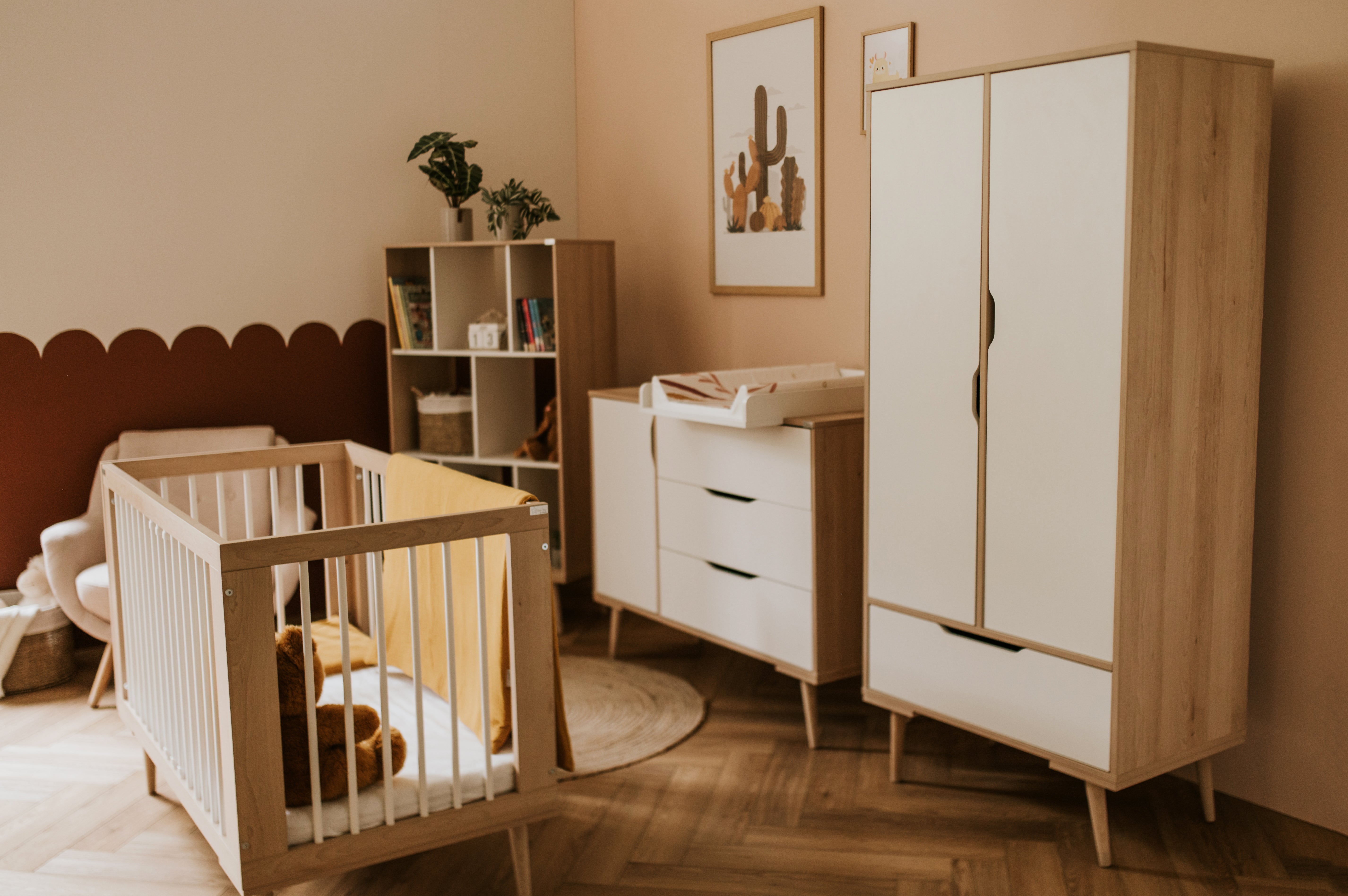 SOFIE 3-TEILIGES BABYZIMMER INKL. MATRATZE, BETTWÄSCHESET UND WICKELKISSEN