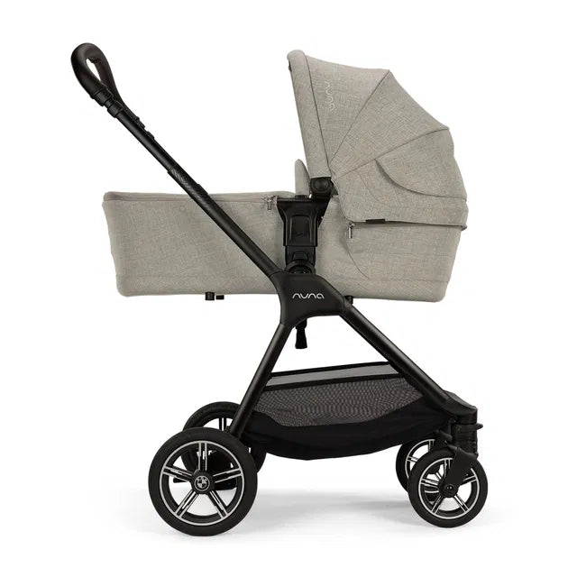 nuna triv next BMW 4in1 Set