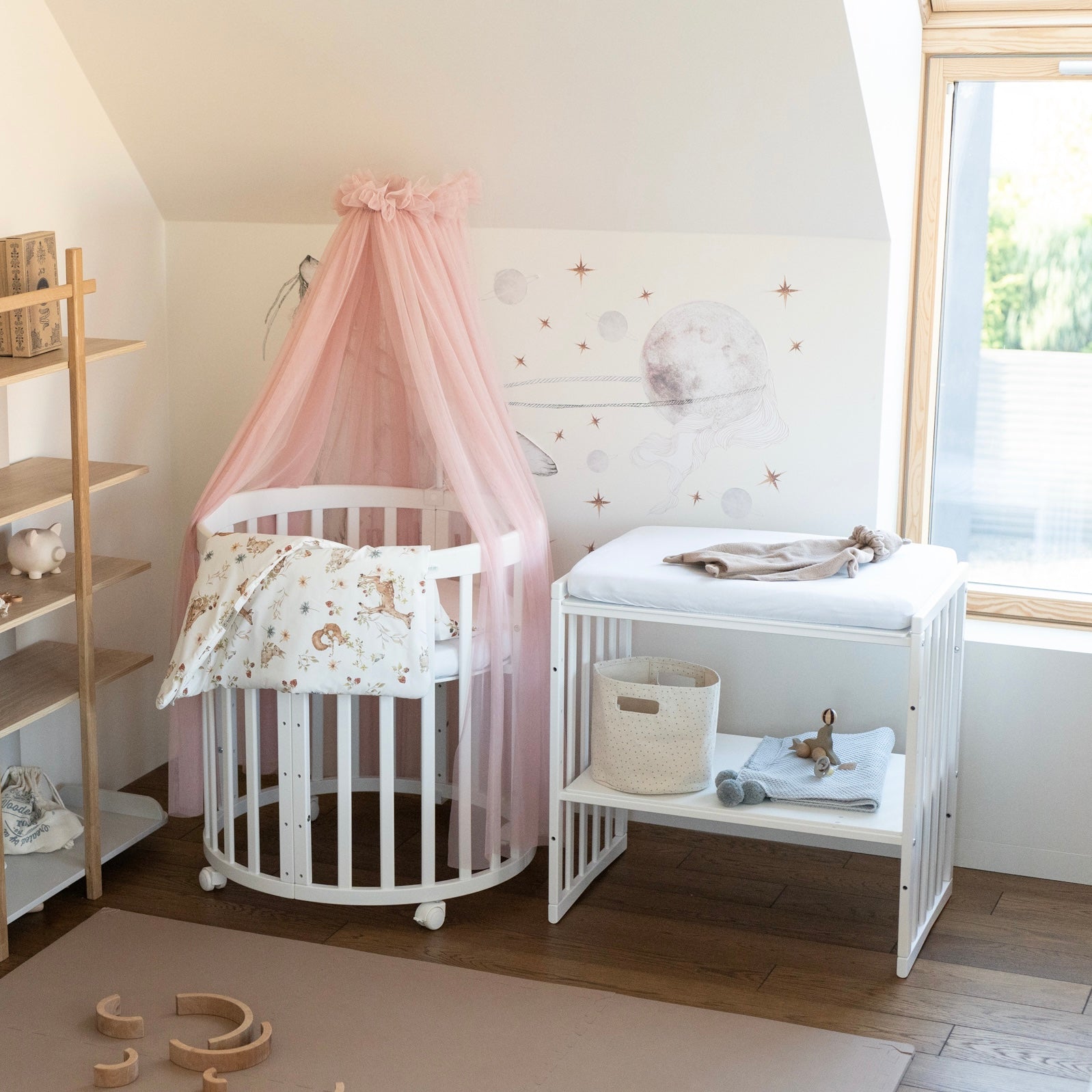 7in1 Babybett Oval Weiss – inkl. Matratze