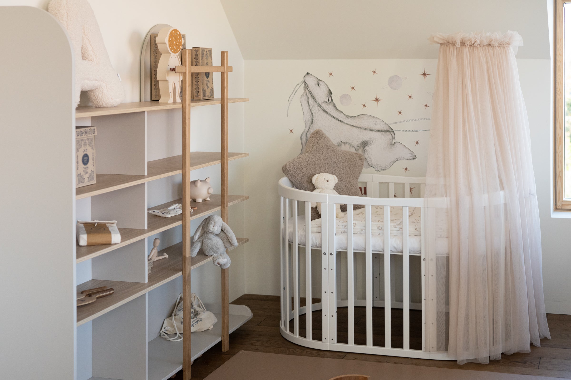 Baldachin aus Tüll in Beige + Baldachin-Gestell