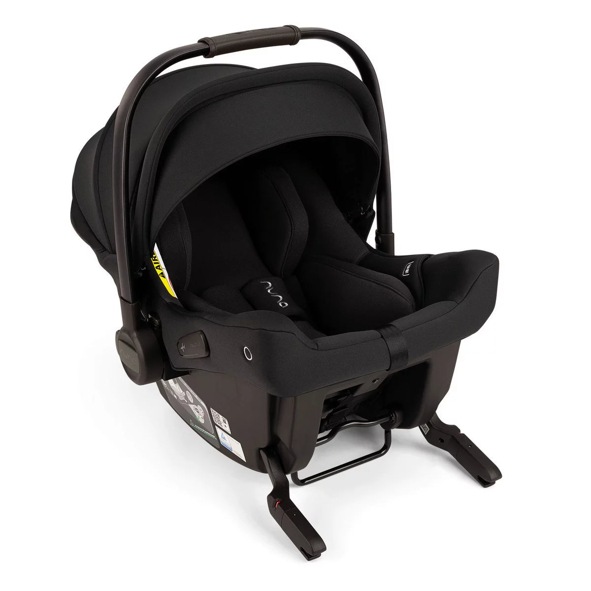 nuna pipa urbn mit integrierten Isofix-Konnektoren cedar