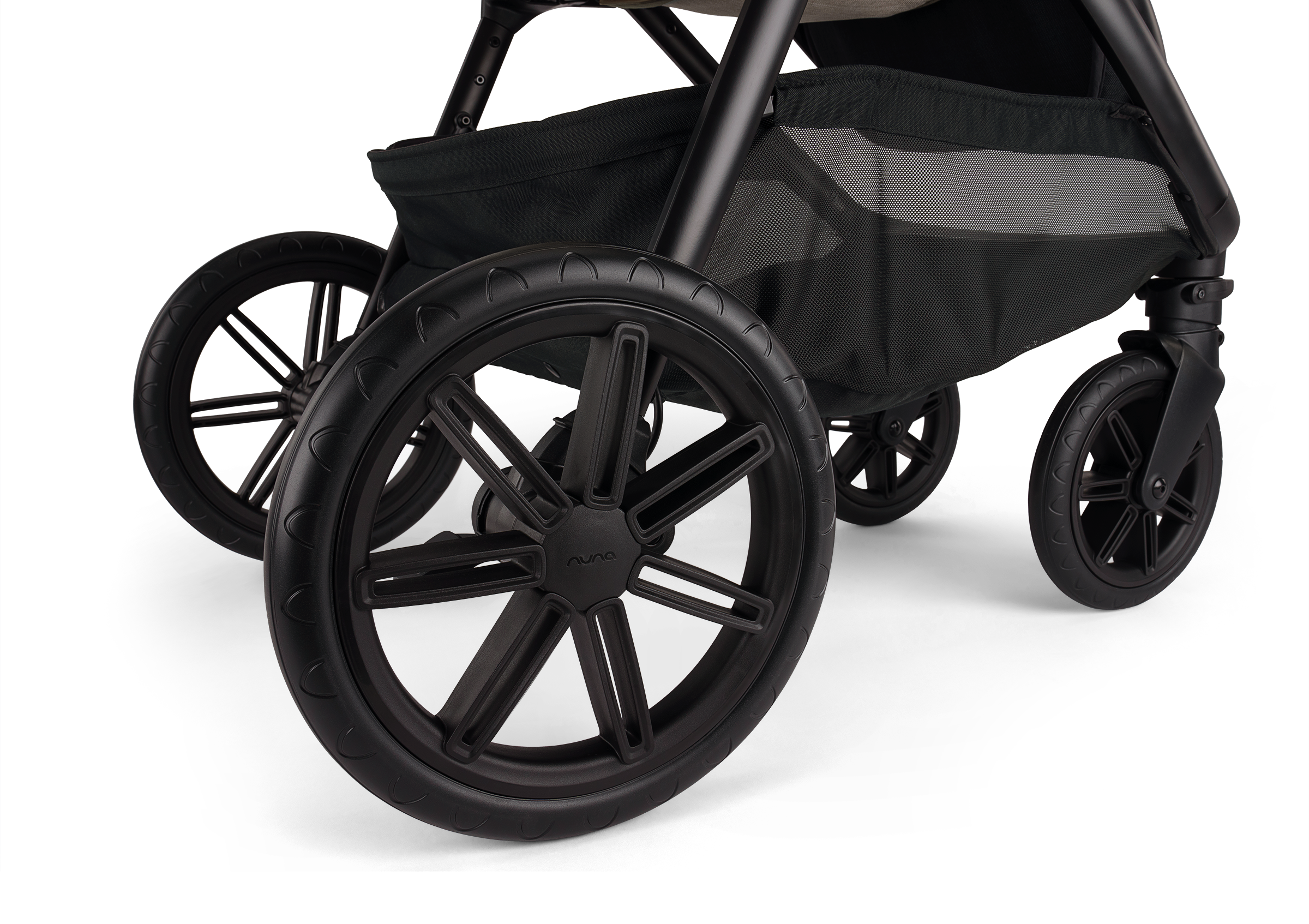 Nuna TRIV lx Cosmopolitan 4in1 All-in-One Set inkl ARRA flex & BASE next Bundle 2026