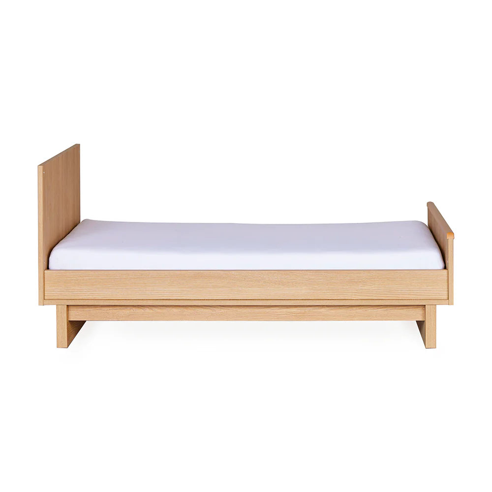 Quax Babybett- und Kinderbett 70 x 140 'Kyo' Honey Ash