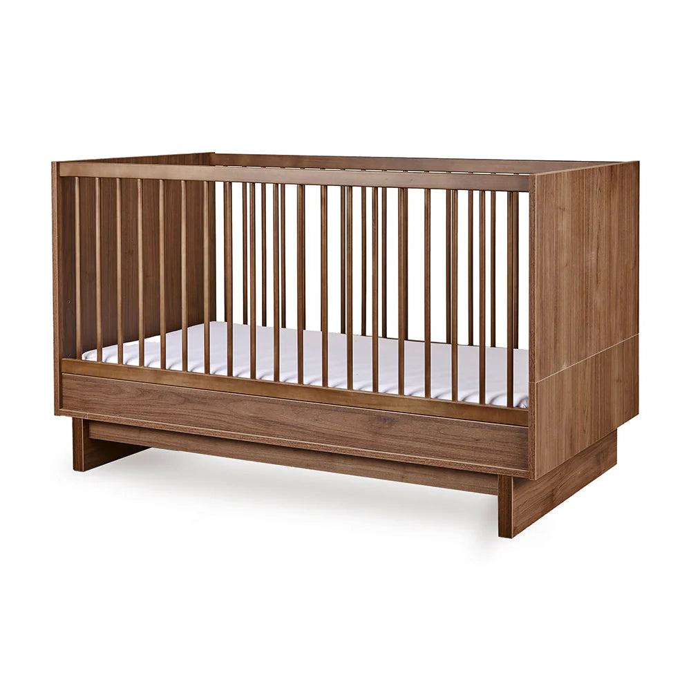 Quax Babybett- und Kinderbett 70 x 140 'Kyo' Walnut