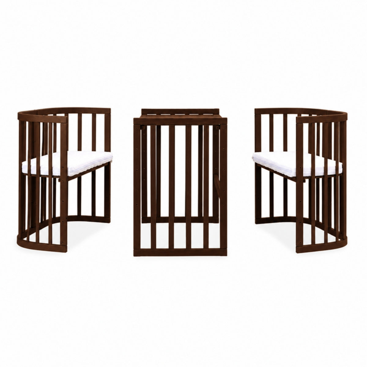 Quadi 7in1 Babybett Walnut umgebaut zu Kindertisch mit zwei Stühlen