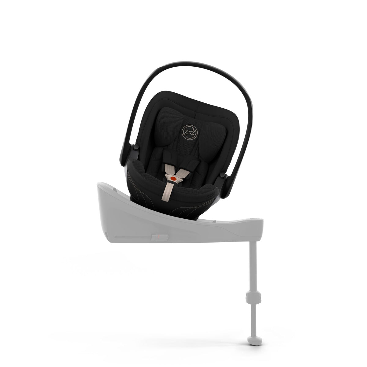 CYBEX Cloud S i-Size Style Sepia Black – auf der Base S zur Autotür gedreht