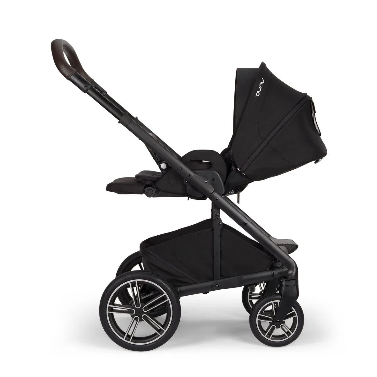 Nuna Mixx Next Caviar 2026 4in1 Bundle inkl. Arra Flex & Base Next