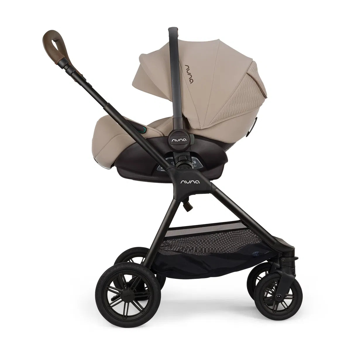 Nuna Triv Next 4in1 inkl Arra Flex & Base Curv Cosmopolitan